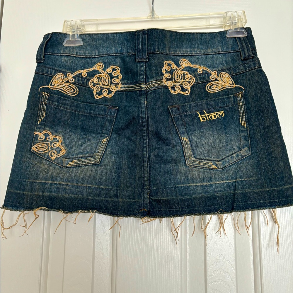 Italian Denim mini skirt embroidered Bloom Italian street brand 😍